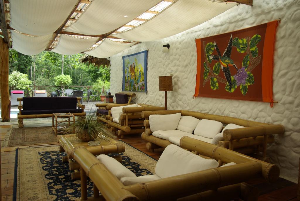 Hotel Bugabutik Puerto Viejo de Talamanca Exterior foto